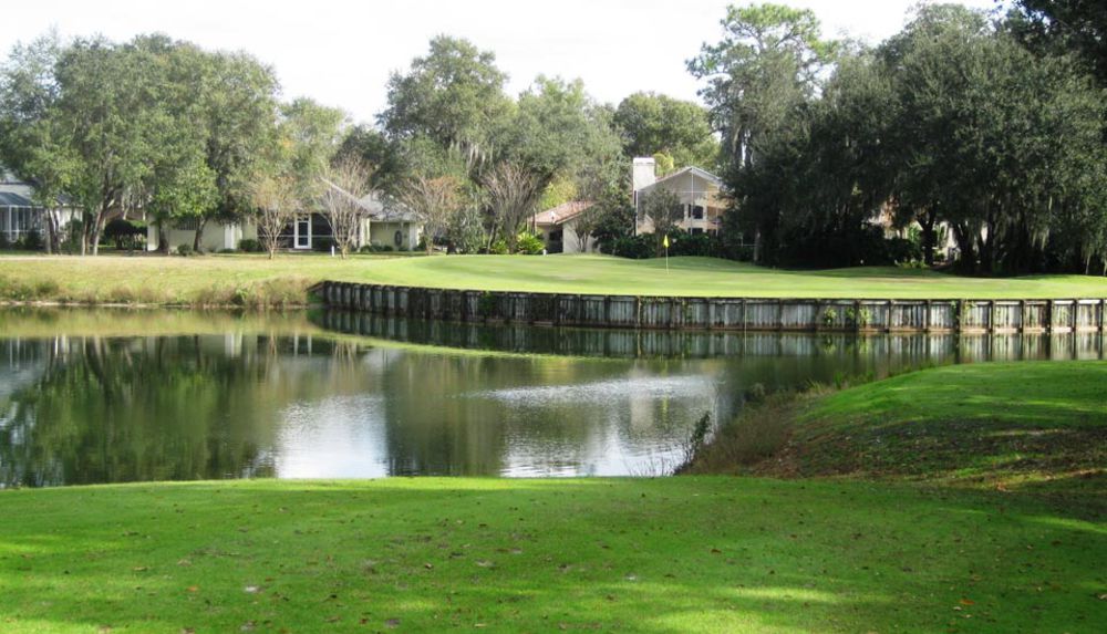 Course photo for Walden Lake Golf & Country Club
