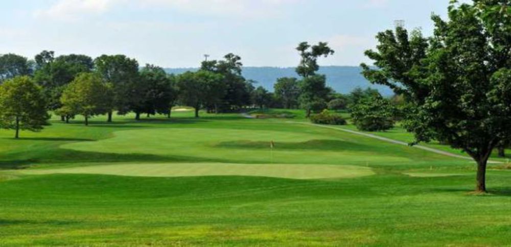 Course photo for Colonial Golf