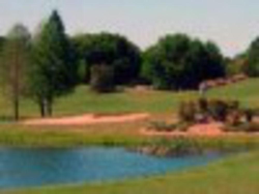Course photo for Royal Oaks Golf Club